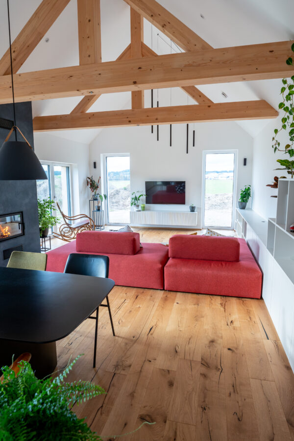 Porodična kuća – drveni pod za aktivnu porodicu