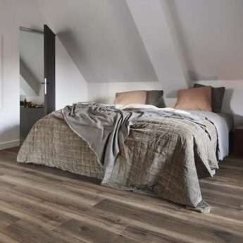 VINIL LVT 1367 CRACKED DARK BROWN 5/0,55 MM 33/42 DC